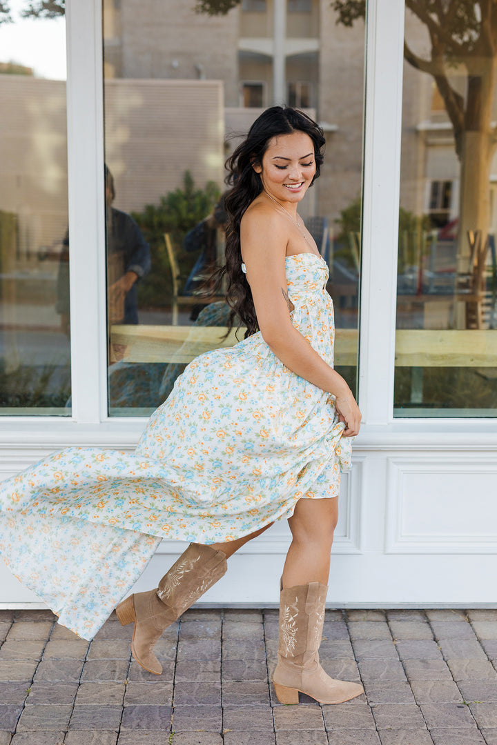 The Summer Romance Floral Maxi Dress
