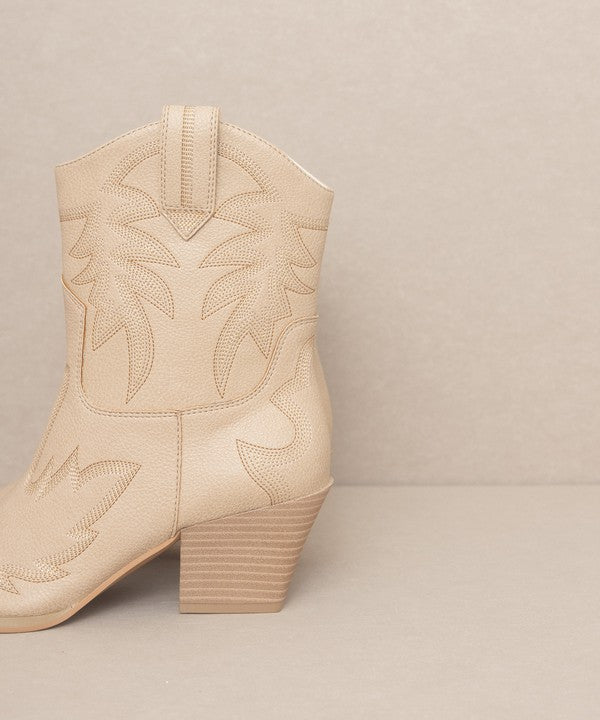 The Nantes Embroidered Cowboy Boots