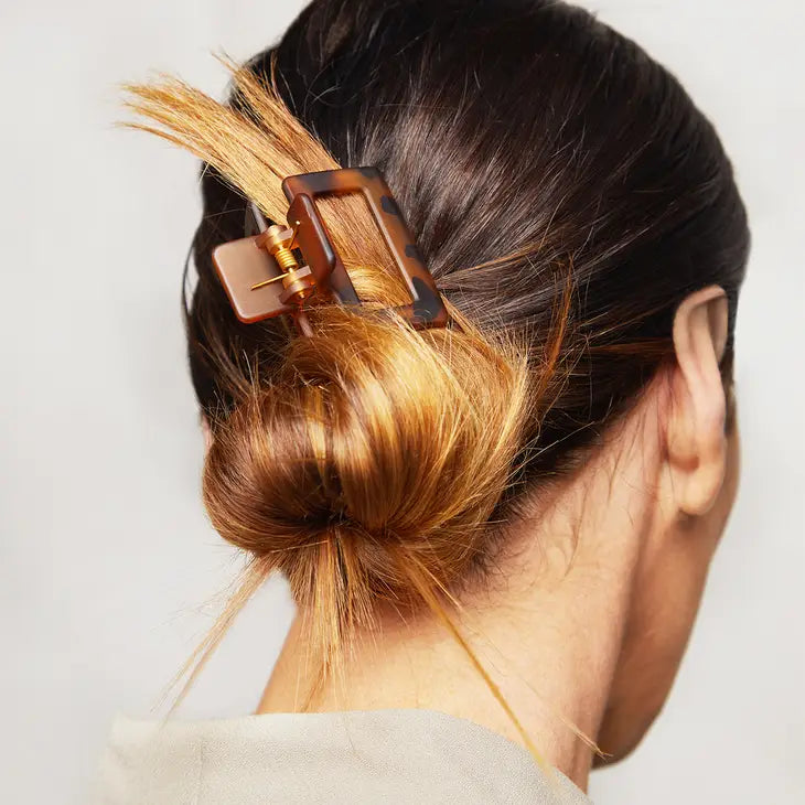 Open Rectangle Tortoiseshell 3-Piece Claw Clip Set by Kitsch