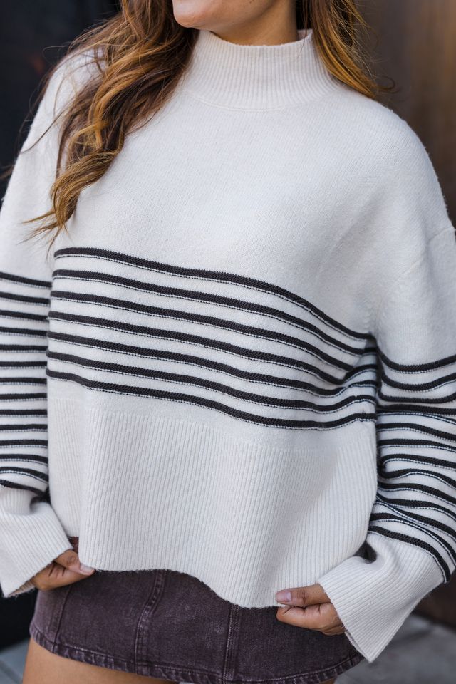 The Retro Girl High-Neck Stripe Sweater