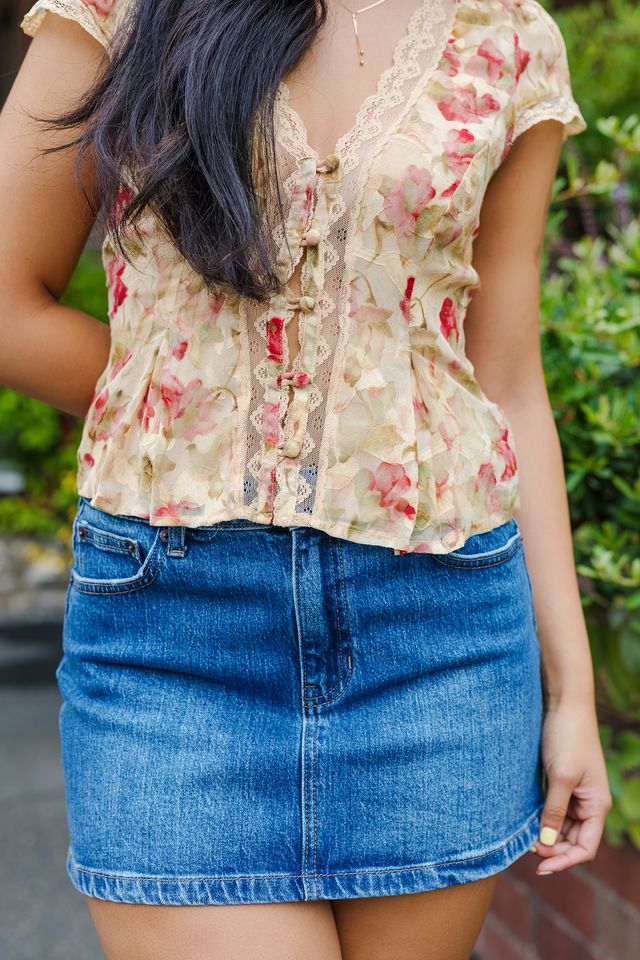 The Antique Rose Lace Trim Top