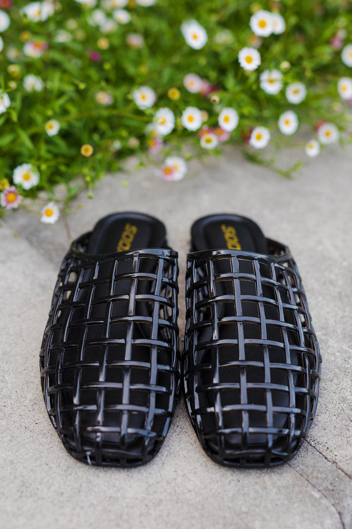 The Wayne Mesh Jelly Slip-On Sandal