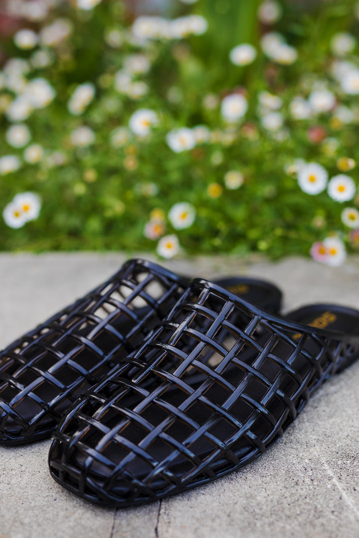 The Wayne Mesh Jelly Slip-On Sandal