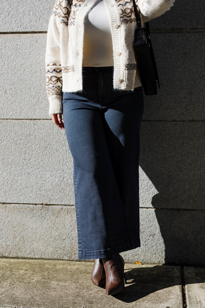 The Carbon Wash Wide Leg Jeans by Hidden