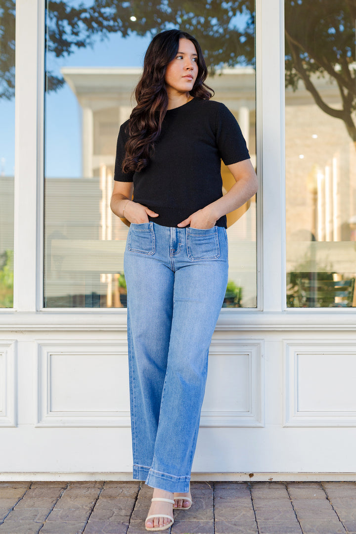 The Reese Medium Wash Front Pocket Stretch Wideleg Jeans by Hidden Jeans