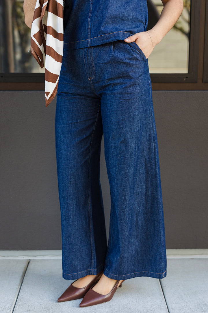 The Gianna Casual Point Toe Sling Back Kitten Heel