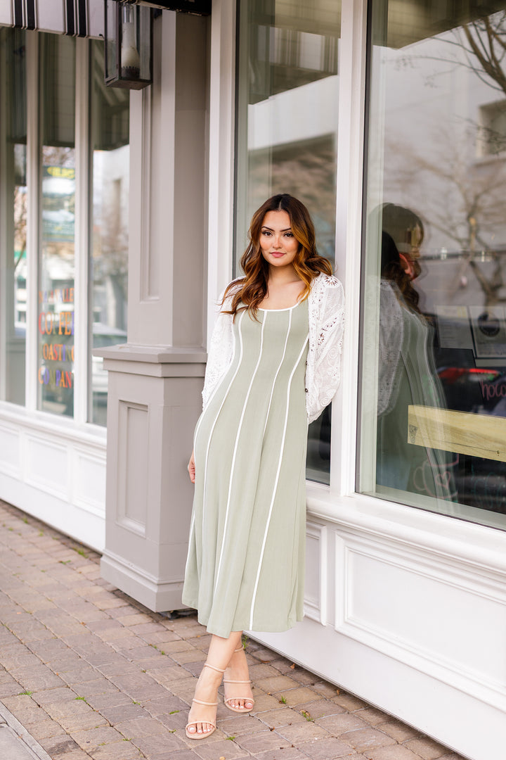 The Savannah Linen Midi Dress