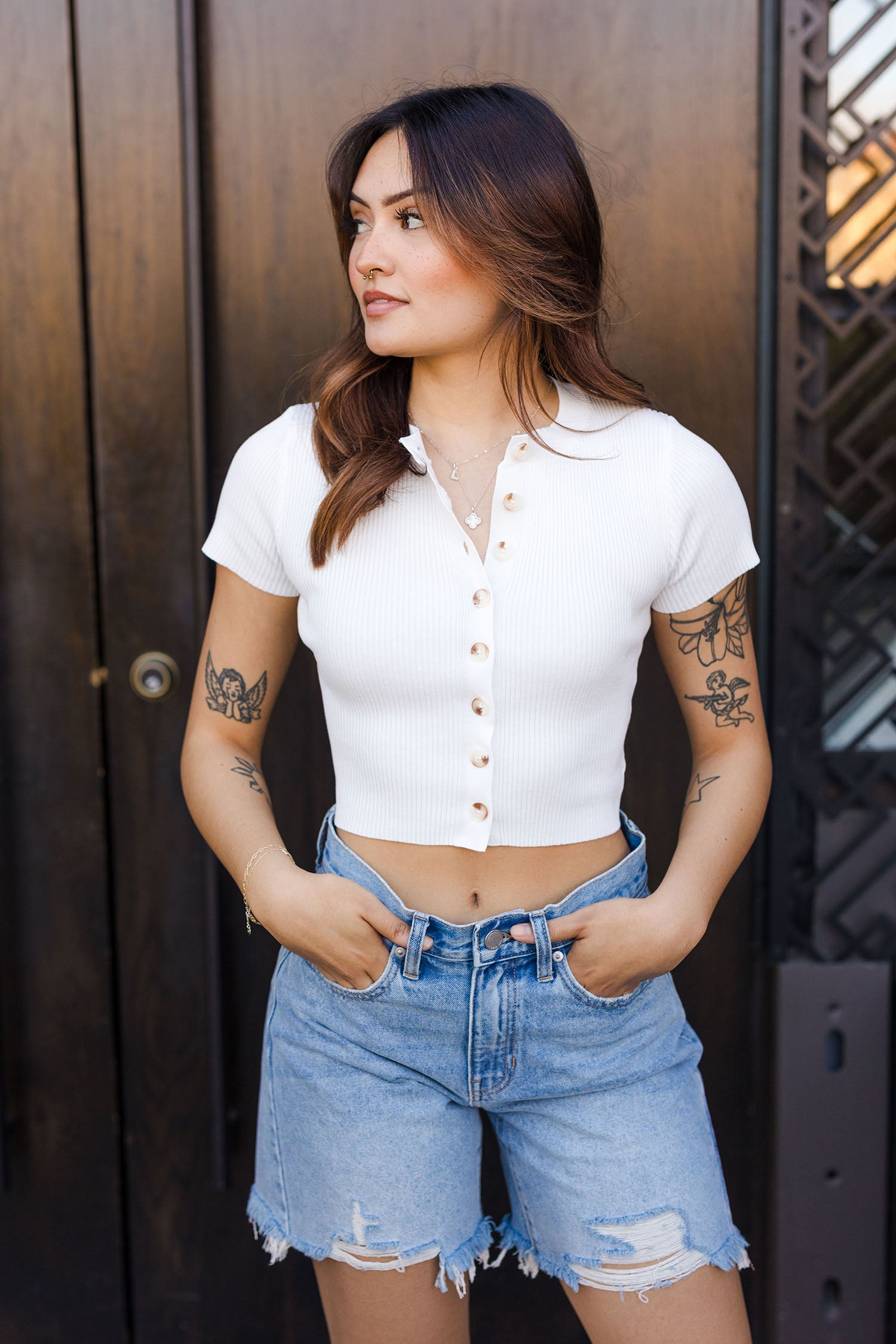HOUSE BUTTON CARDIGAN (WHITE) - GLOWNY