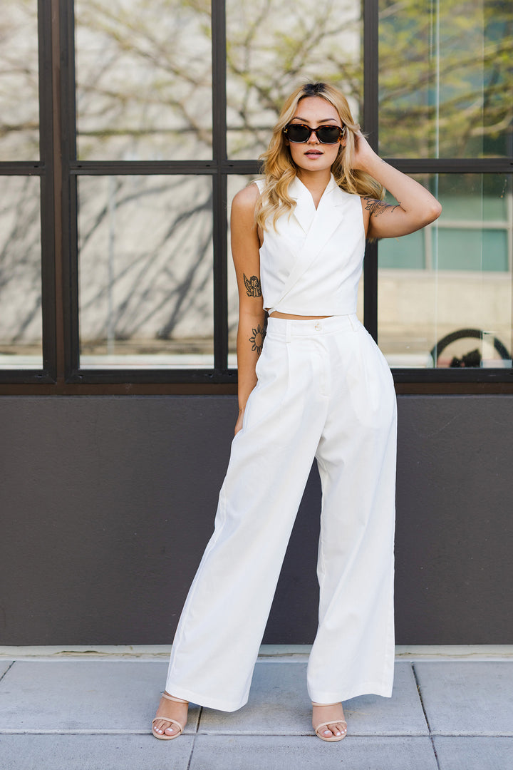 The Ventura White Linen Trousers