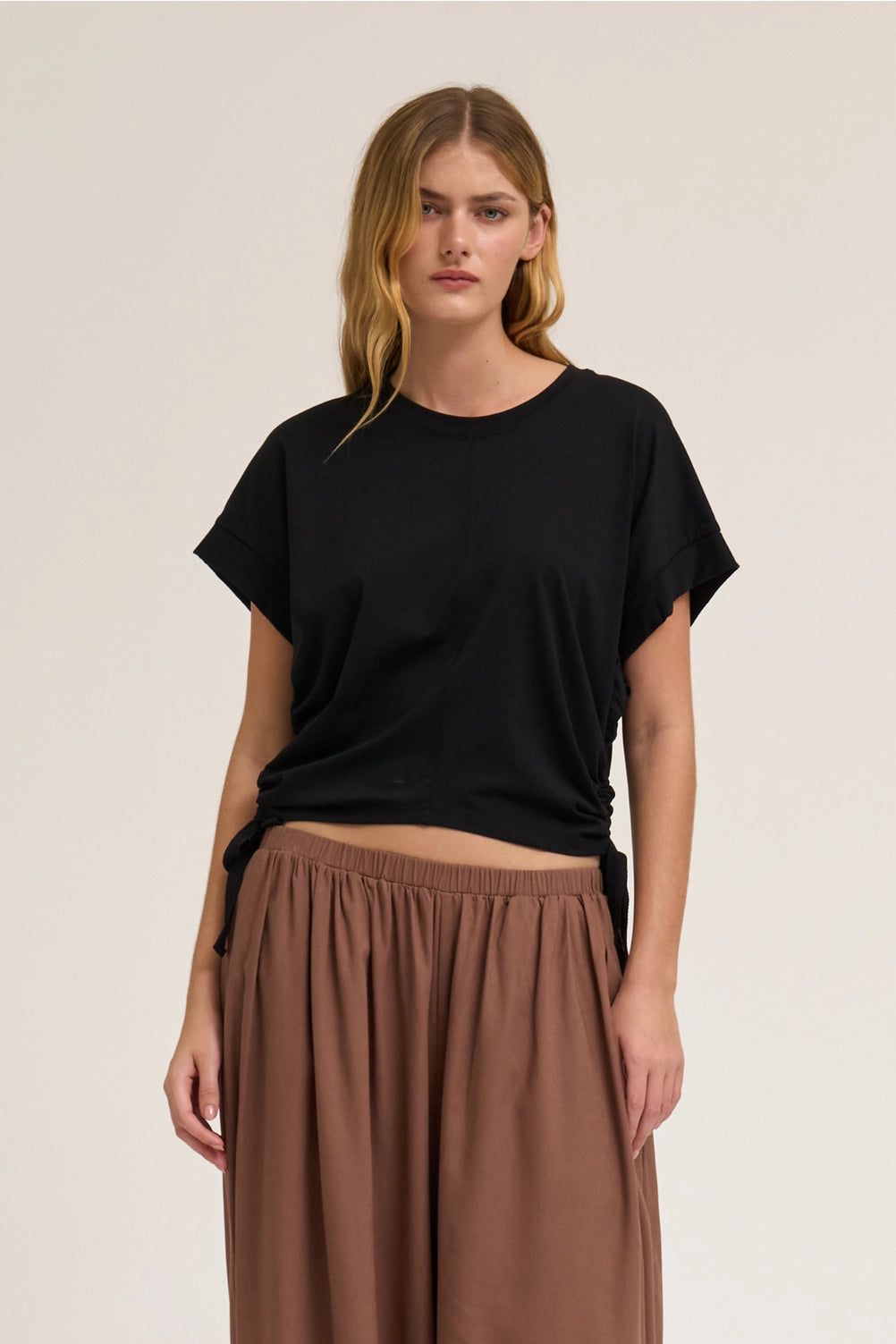 The Only One Side Tie Scrunch Tee