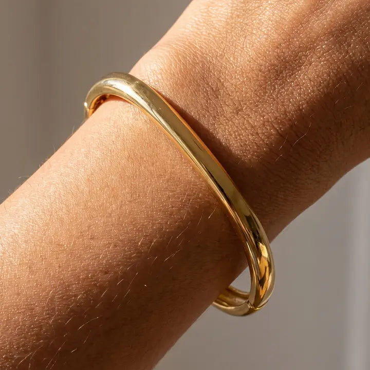 Square Silhouette Mirror Finish Hinged Bangle