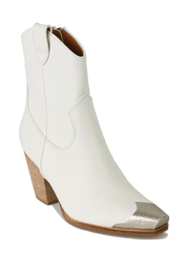 The Dakota White Metallic Toe Cowgirl Boots